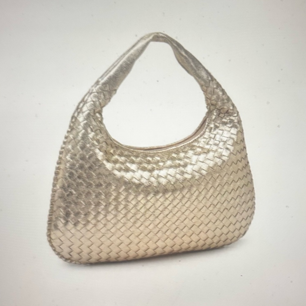 Urban Expressions Adela Woven Hobo Bag - Picture 2 of 7